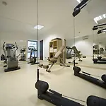 Hotel Wyndham Old Town 4*