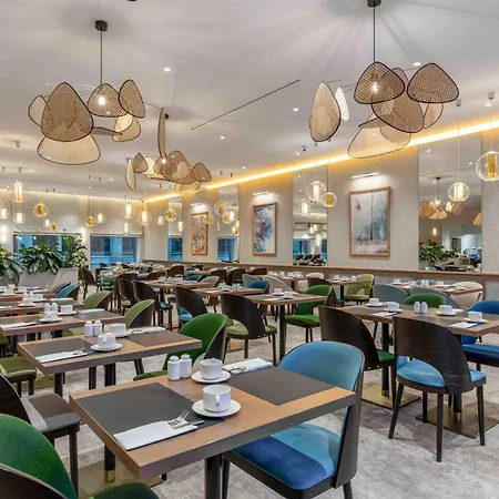 Hotel Wyndham Old Town 4*