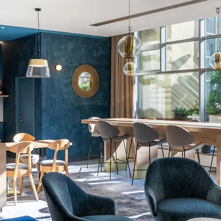 Hotel Wyndham Old Town 4*