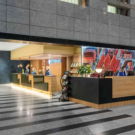 Wyndham Old Town 4*