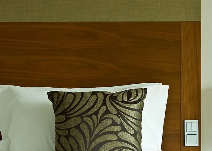 Hotel Wyndham Old Town 4*