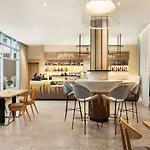 Wyndham Old Town فندق 4*