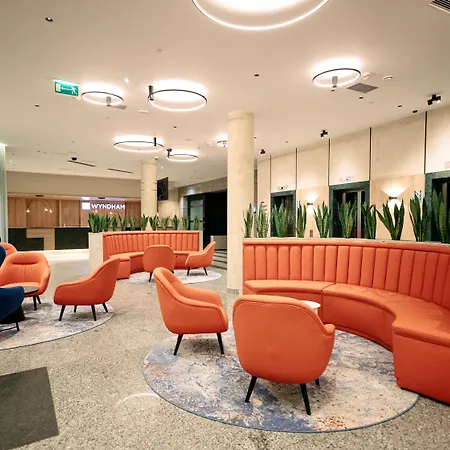 Wyndham Old Town Hotel