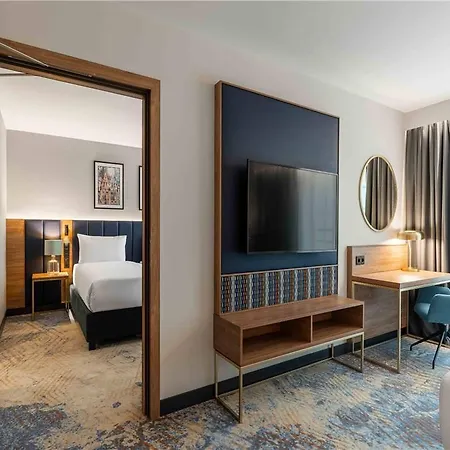 Wyndham Old Town 酒店