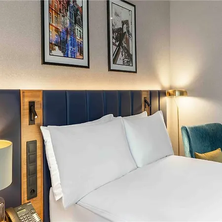 Wyndham Old Town 酒店