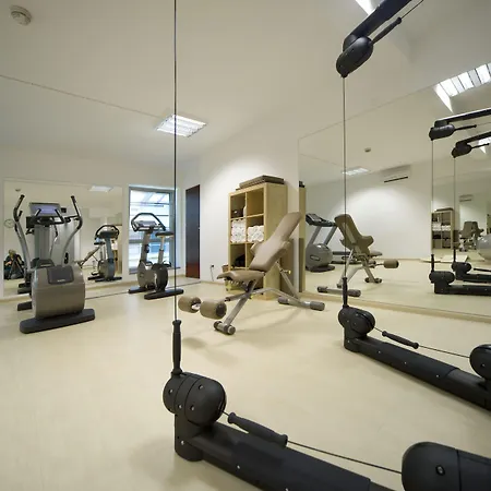 호텔 Wyndham Old Town 4*