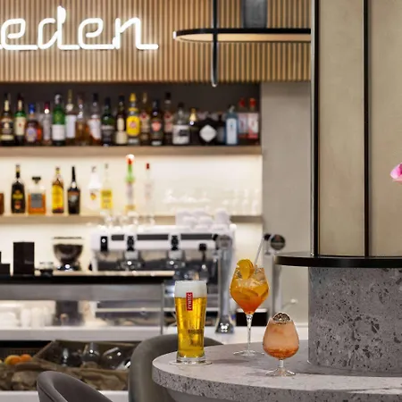 Wyndham Old Town 酒店