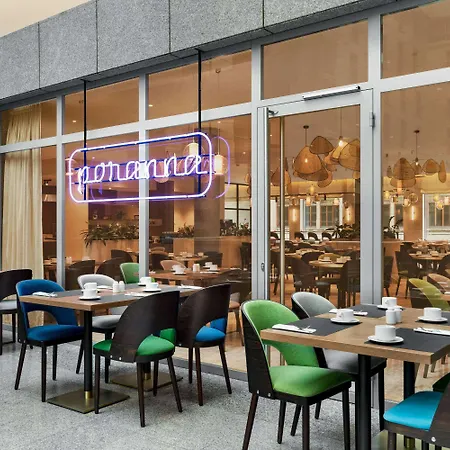 Hotel Wyndham Old Town 4*