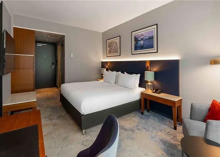 Hotel Wyndham Old Town 4*
