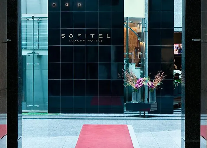 Wyndham Old Town Hotel