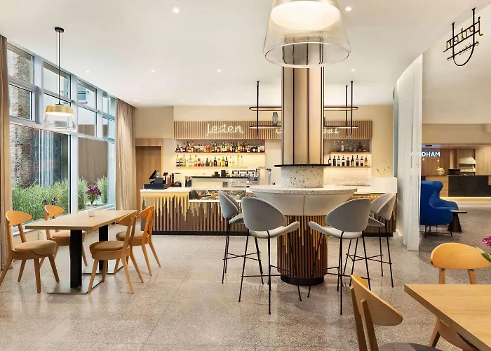 Wyndham Old Town Szálloda 4*