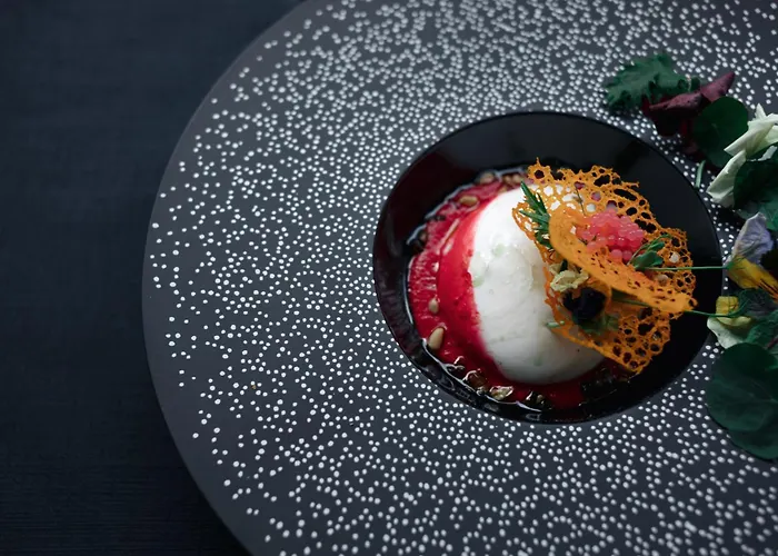 Wyndham Old Town Szálloda 4*